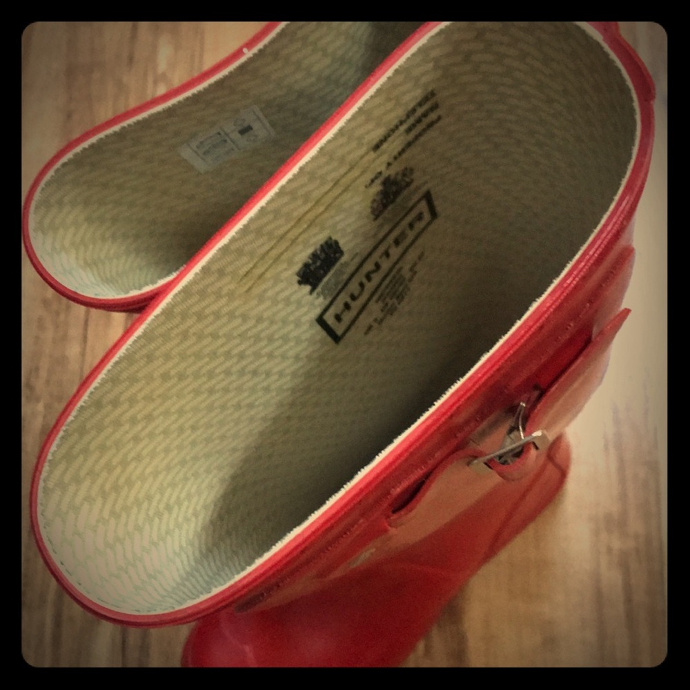 Only worn couple times. Hardly ever wear them.